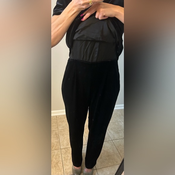 J. Steven’s by Carol Escritor true vintage black velvet jumpsuit size 6 - Picture 11 of 11
